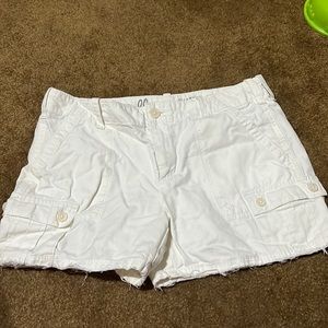 Gap khaki shorts
